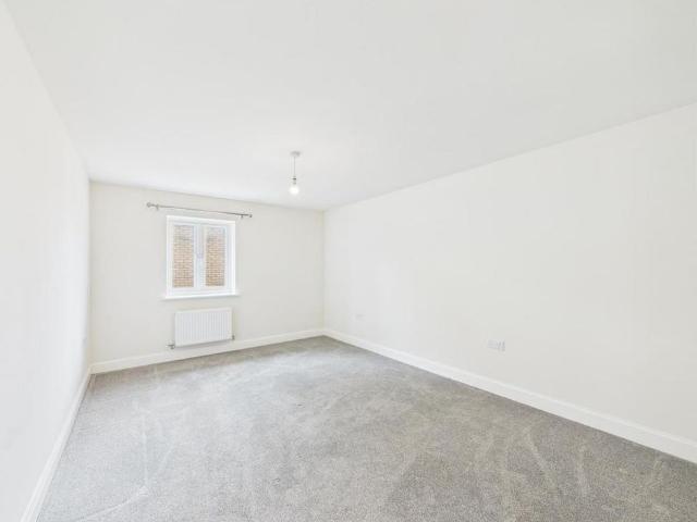 2 bedroom detached house to rent