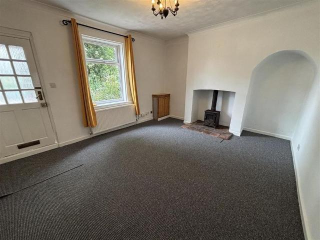 2 bedroom detached house to rent