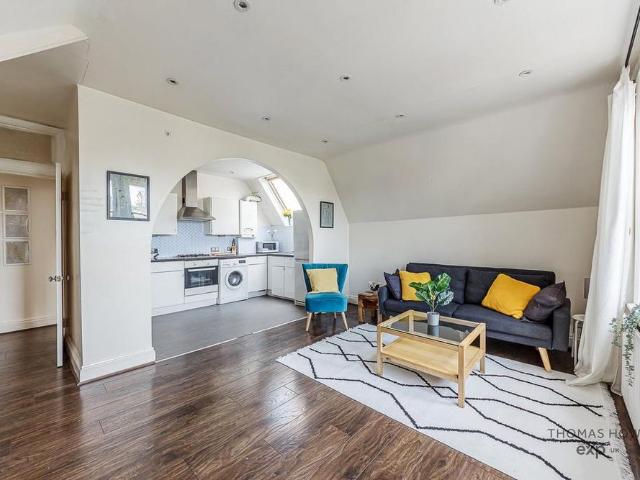 2 bedroom detached house to rent