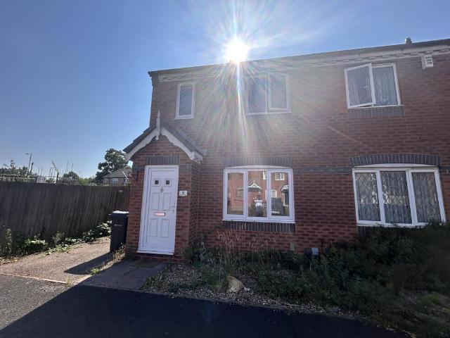 2 bedroom semi detached house to rent