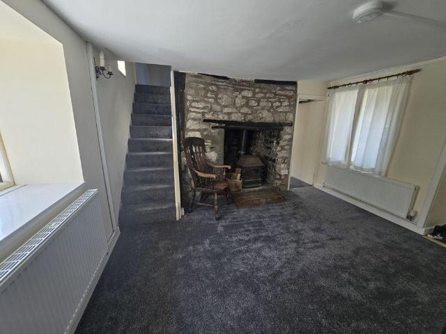 2 bedroom detached house to rent