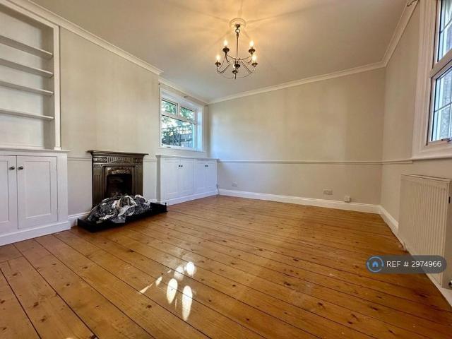 2 bedroom detached house to rent