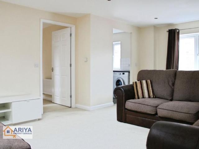 2 bedroom detached house to rent