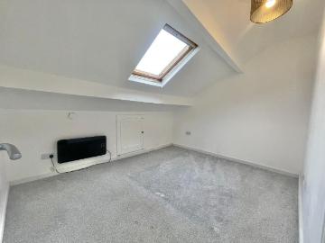 2 bedroom detached house to rent