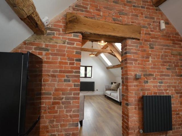 2 bedroom detached house to rent