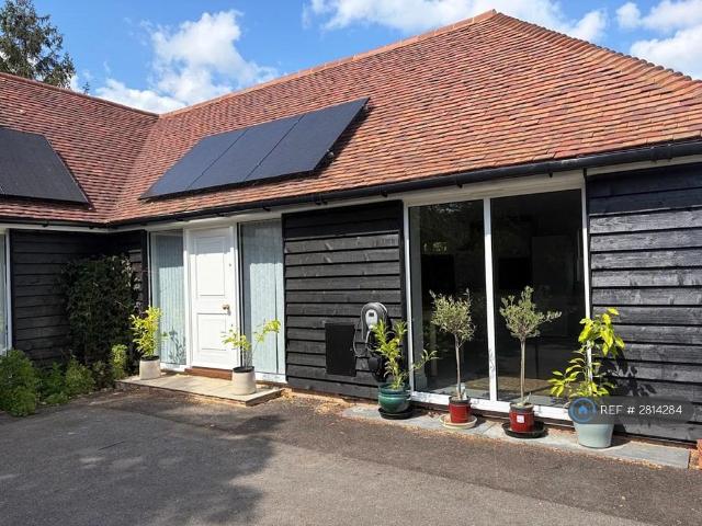 3 bedroom detached house to rent