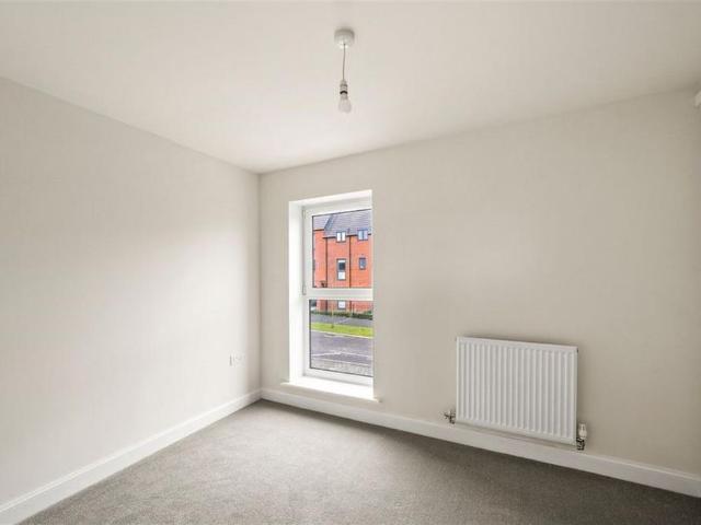2 bedroom detached house to rent