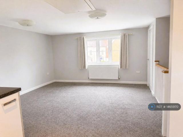 2 bedroom detached house to rent