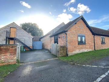 2 bedroom detached house to rent