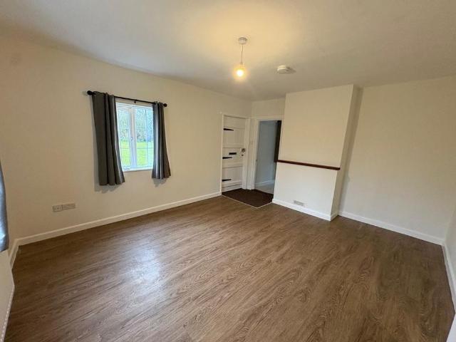 2 bedroom detached house to rent