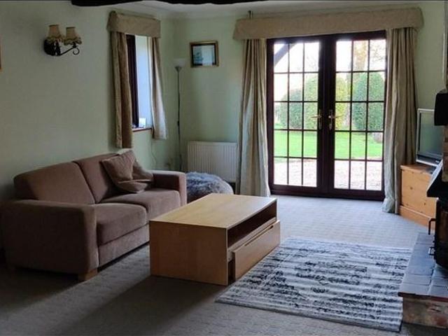 2 bedroom detached house to rent