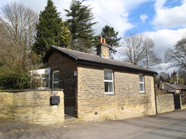 2 bedroom detached house to rent