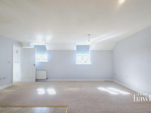 2 bedroom detached house to rent