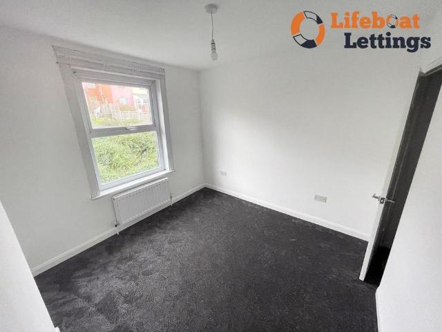 2 bedroom detached house to rent