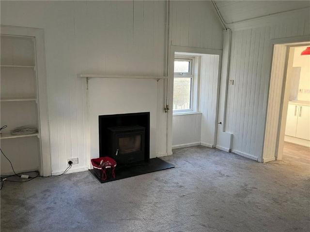 2 bedroom detached house to rent