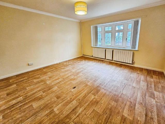 2 bedroom detached house to rent