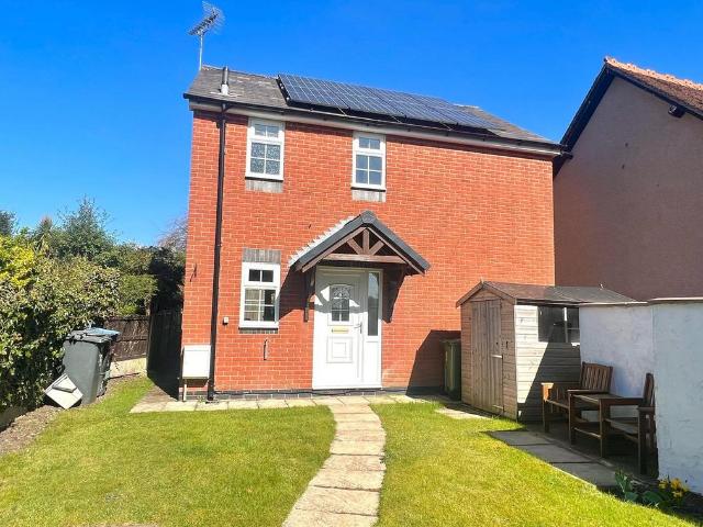 2 bedroom detached house to rent