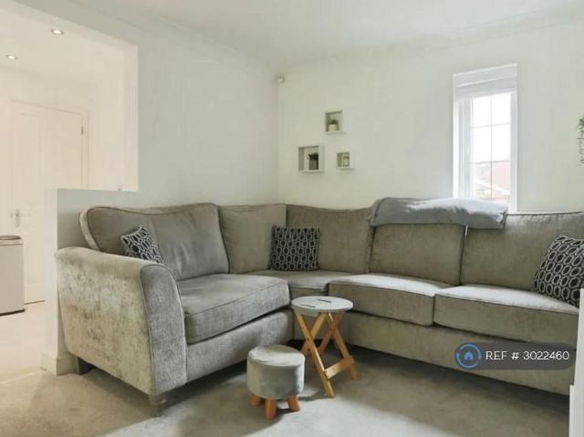 2 bedroom detached house to rent