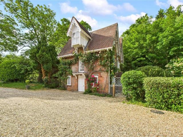 2 bedroom detached house to rent
