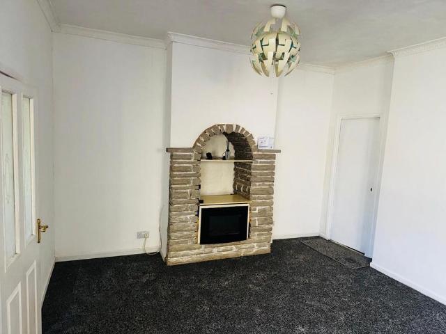 2 bedroom detached house to rent