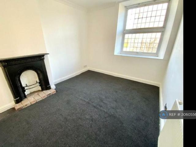 2 bedroom detached house to rent