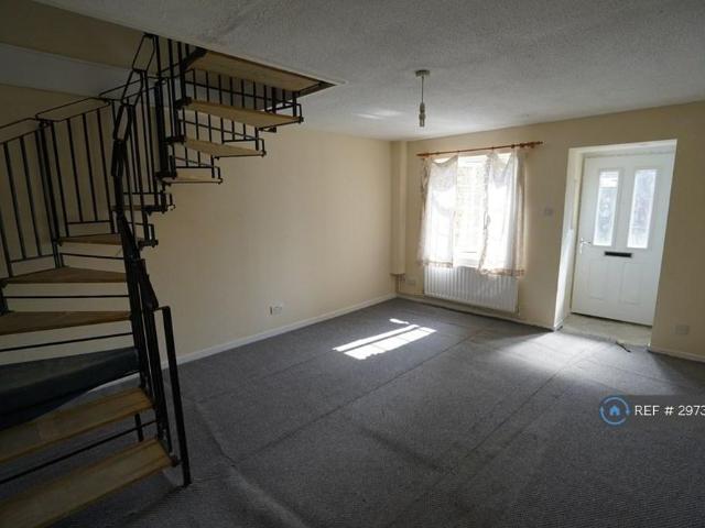 2 bedroom detached house to rent