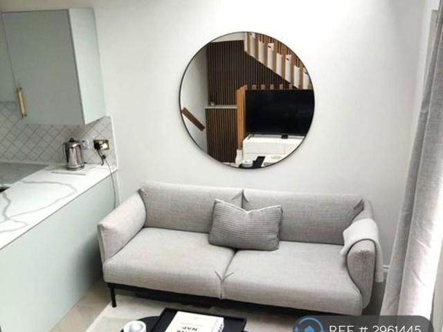 2 bedroom detached house to rent