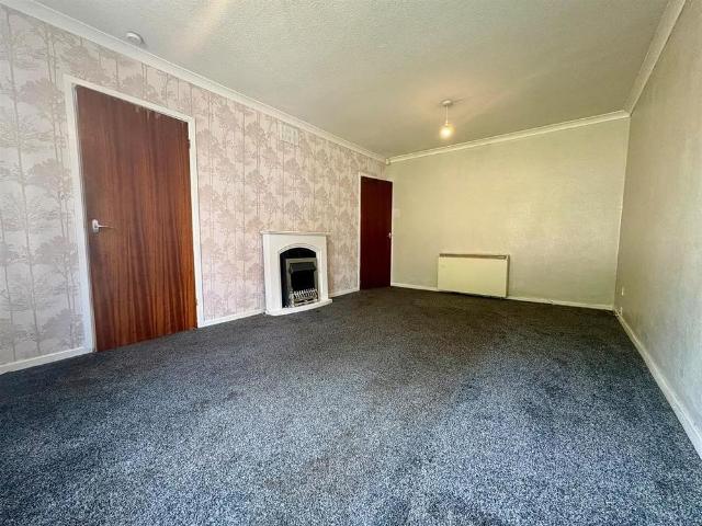 2 bedroom detached house to rent