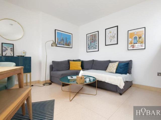 2 bedroom detached house to rent