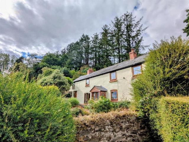 2 bedroom detached house to rent