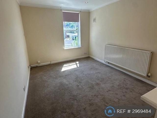 2 bedroom detached house to rent