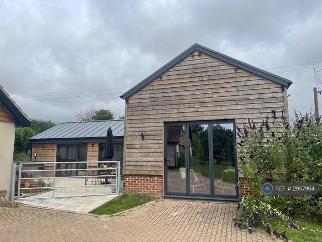 2 bedroom detached house to rent