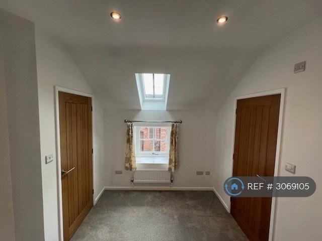 2 bedroom detached house to rent