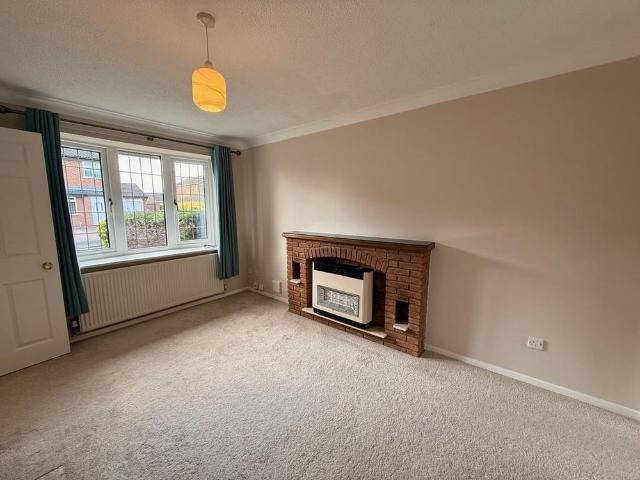 2 bedroom detached house to rent