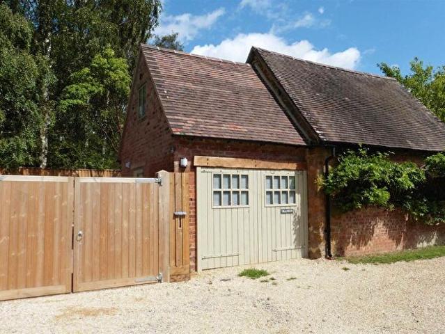 2 Bedroom Detached House To Rent In Forge Lane, Farnborough, Farnborough, OX17