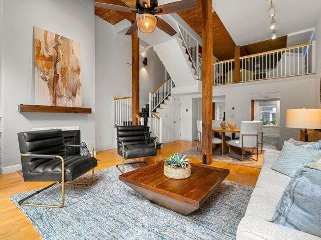 2 bedroom, Dedham MA 02026 105562473
