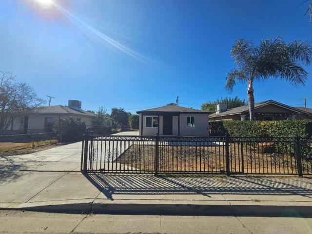 2 bedroom, Delano CA 93215 106244569