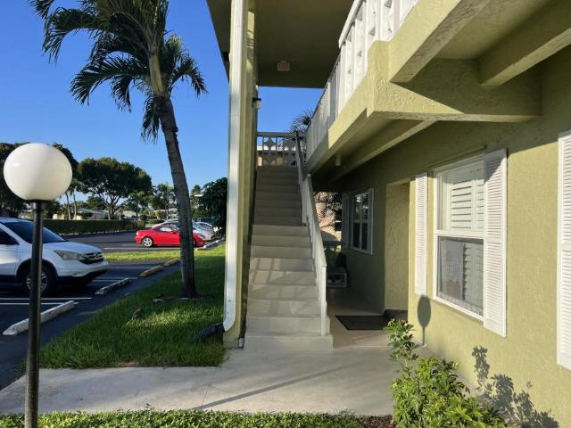2 bedroom, Delray Beach FL 33445 LS97732567