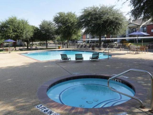 2 bedroom, Denton TX 76207 104997693