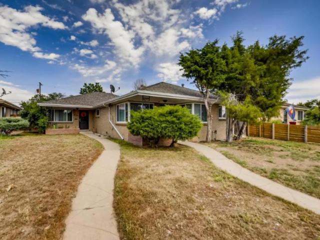 2 bedroom, Denver CO 80207 LS103009882