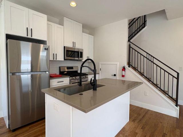 2 bedroom, Denver CO 80211 105433543