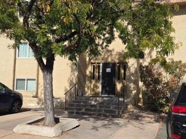 2 bedroom, Denver CO 80237 100479305