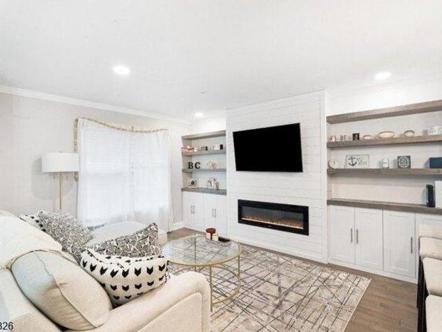 2 bedroom, Denville NJ 07834 105316633