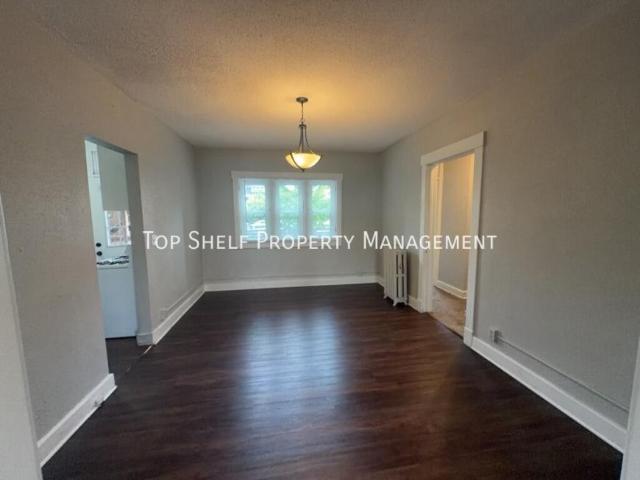 2 bedroom, Des Moines IA 50311 105294373