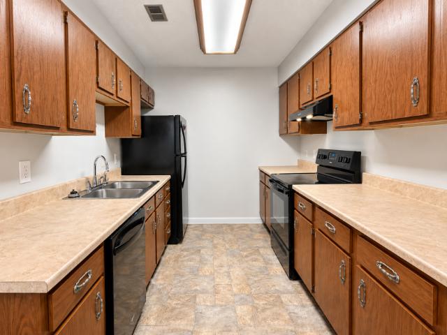 2 bedroom, Dubuque IA 52001 LS104614448