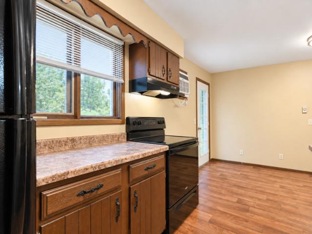2 bedroom, Dubuque IA 52001 LS105297121