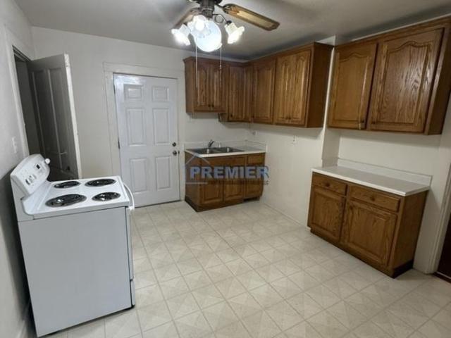 2 bedroom, Dubuque IA 52001 LS105219419