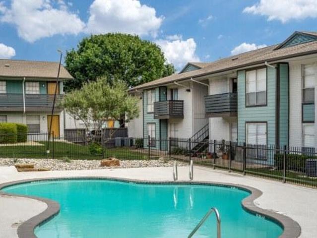 2 bedroom, Duncanville TX 75116 105852567