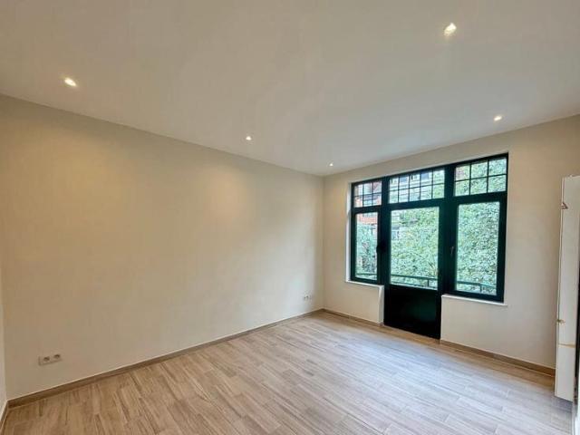 2 bedroom duplex on the 2nd and 3rd floors!