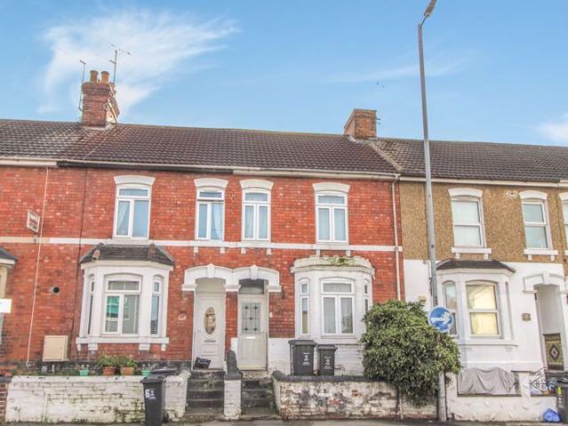 2 Bedroom Duplex Apartment To Rent, Crombey Street, Town Centre SN1, 2 bed flat to rent, £1,050 pcm | PrimeLocation